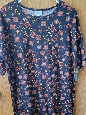 LuLaRoe Black Tee with Coral, Yellow & Teal Geometric Motif